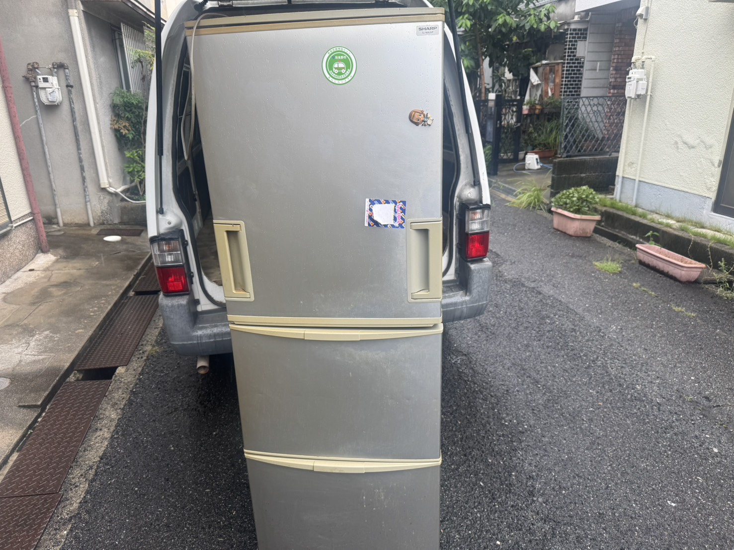 羽曳野市島泉で冷蔵庫・ブラウン管テレビ・石油ファンヒーターを回収|F様の事例
