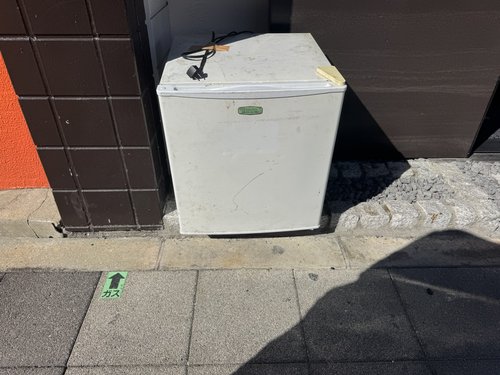 伊丹市 伊丹市西台で回収した小型冷蔵庫