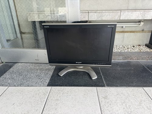 堺市東区西野 堺市東区西野で回収した小型テレビ